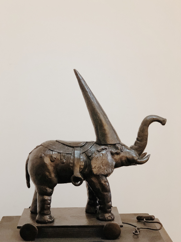 "El Moro - El paseo del elefante" de Rafael Coronel